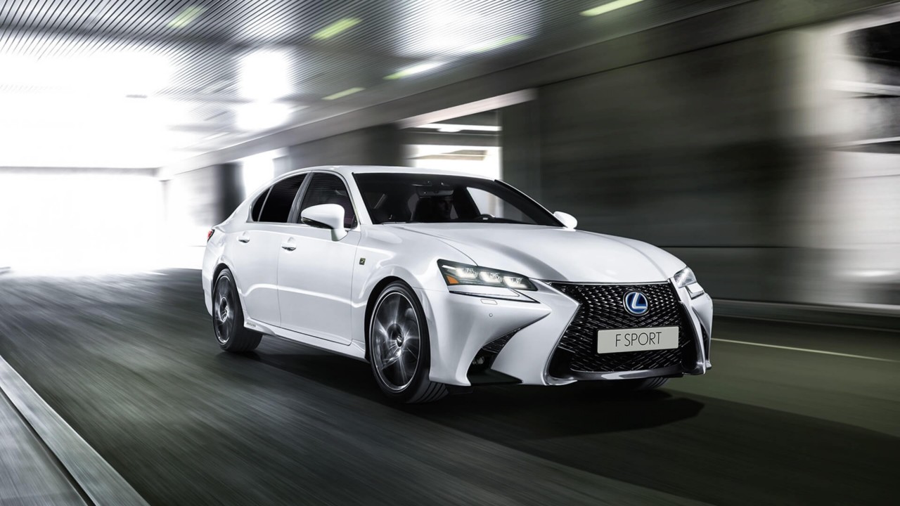 Lexus LC side of car